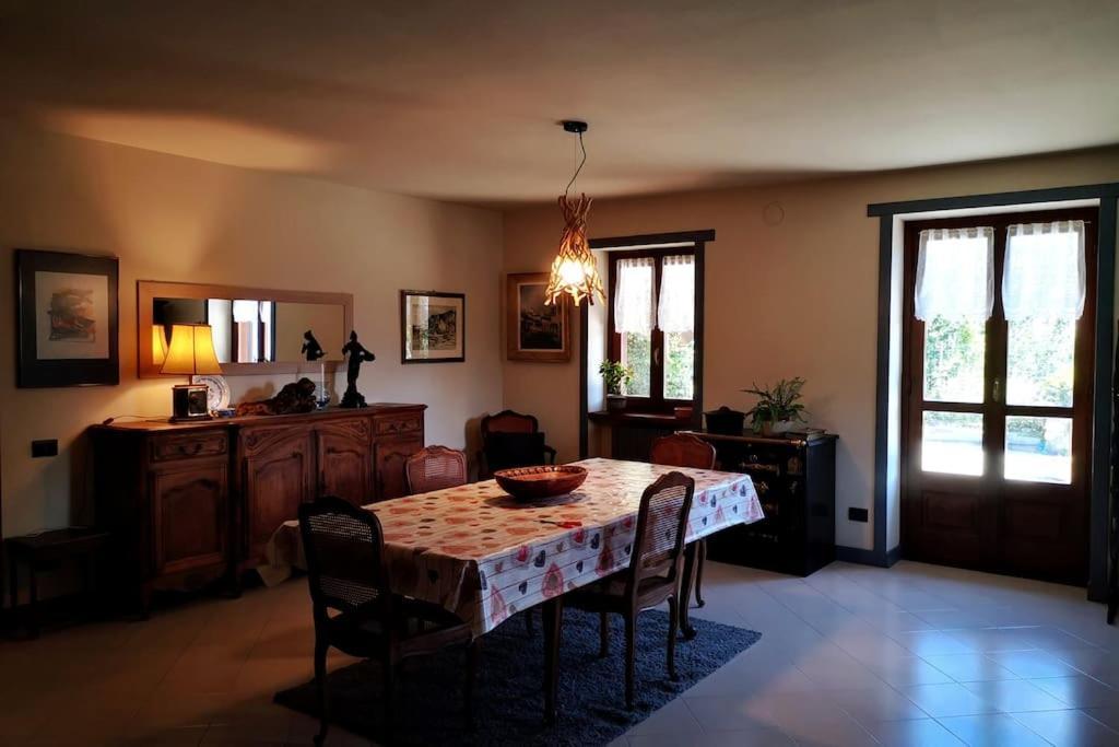 Villa La Maison De Carmen à Aoste Extérieur photo