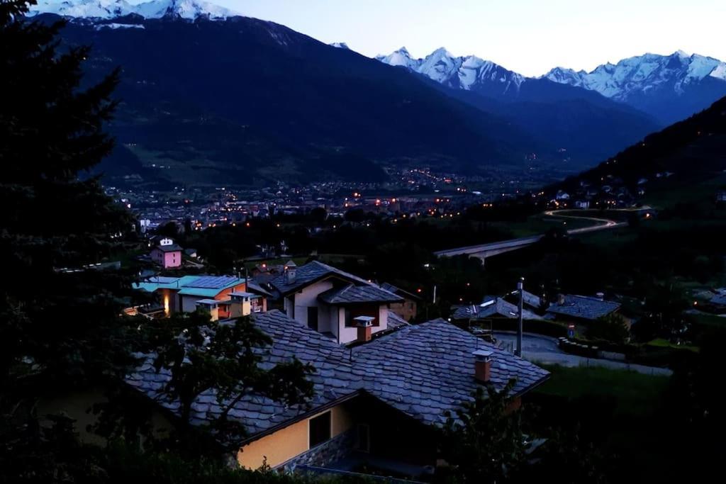 Villa La Maison De Carmen à Aoste Extérieur photo