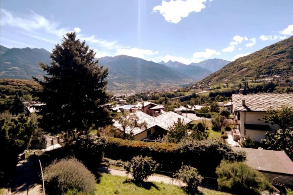 Villa La Maison De Carmen à Aoste Extérieur photo